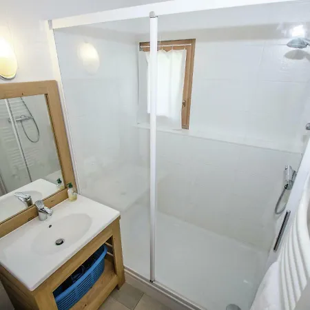 Apartment Boutique In Rhone Alpes With Balcony *